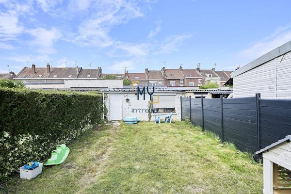 JOLIE MAISON SEMI INDIVIDUELLE 100m2 AVEC JARDIN ET GARAGE