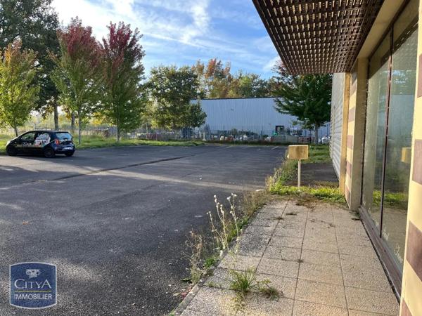 Local commercial à vendre 288m²