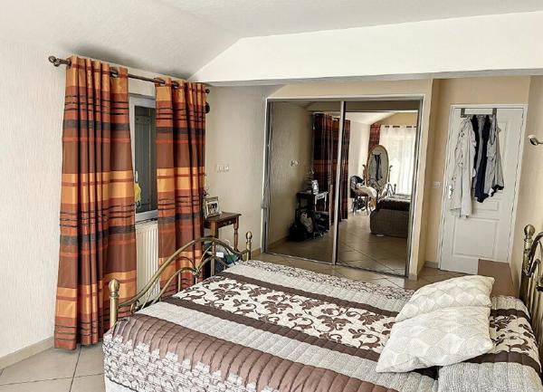 Maison à vendre    5 pièces •  Selles-sur-Cher