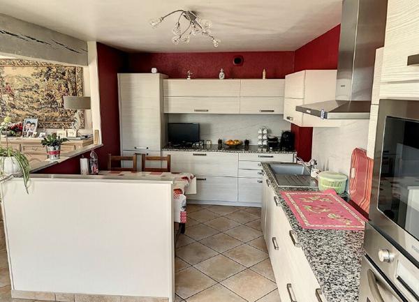 Maison à vendre    5 pièces •  Selles-sur-Cher