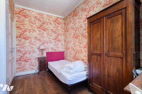 Appartement de réception 4/5 pièces avec studio Paris 7ème