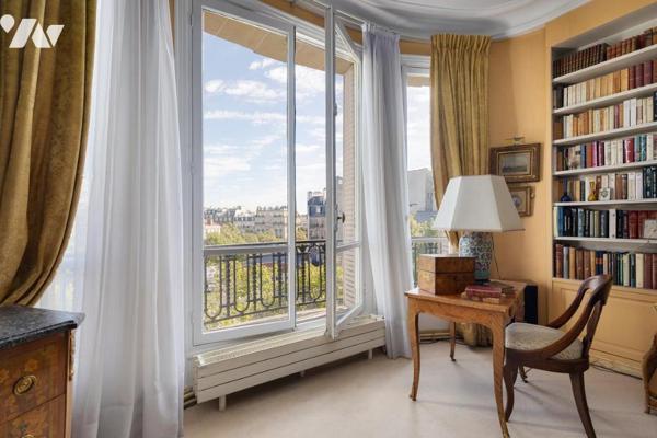 Appartement de réception 4/5 pièces avec studio Paris 7ème