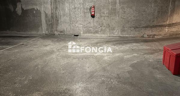À vendre Parking 9.9 m² - Paris 75015