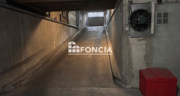 À vendre Parking 9.9 m² - Paris 75015