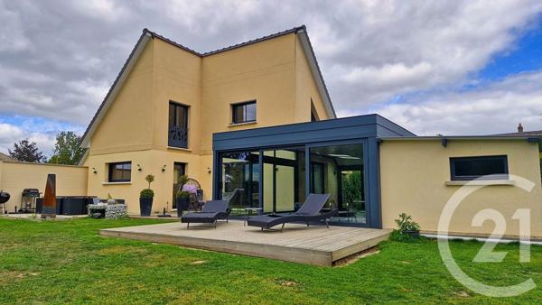 Maison à vendre  10 pièces - 300 m 2   BERNAY  - 27