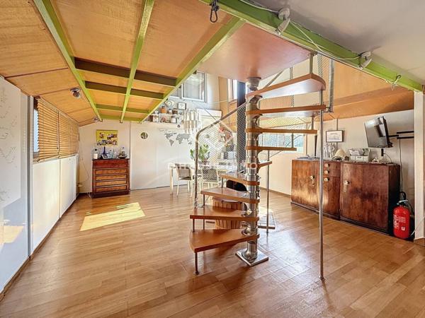 Maison à vendre 7 pièces de 223 m²