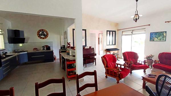 Vente / Maison et grand terrain