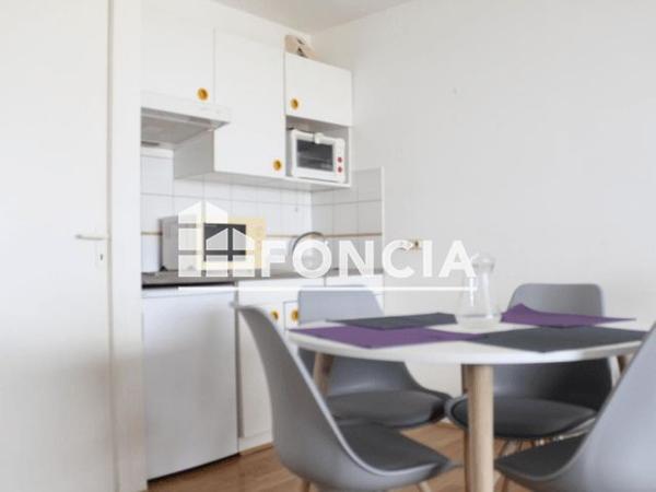 Location Appartement meublé 2 pièces 32.36 m² - 45 AVENUE DU LAZARET La Rochelle 17000