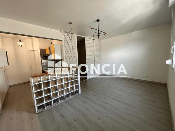 Location Appartement 2 pièces 34.83 m² - 120 AVENUE BOLLEE Le Mans 72000