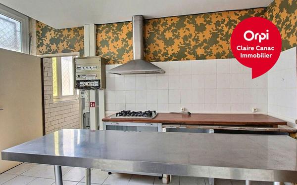 Maison à vendre    3 pièces •  Castres