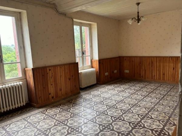 Maison ferme Villaines-la-Juhel 90 m²