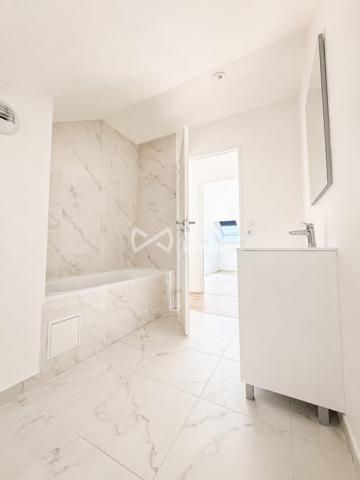 DUPLEX - T4 - TERRASSE et BALCONS