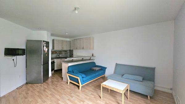 Appartement Stains 5 pièces avec 2 places de parking