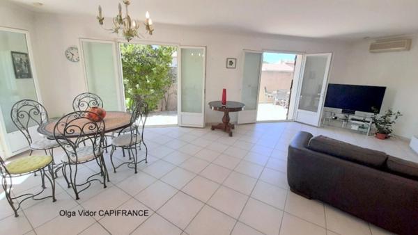 Dpt Hérault (34), à vendre LE GRAU D'AGDE maison P5 terrain 1000 m² double garage