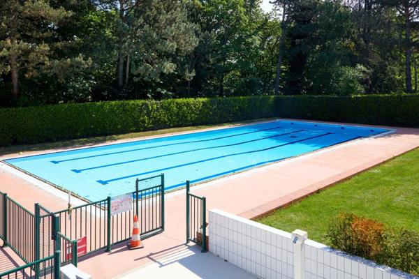 - 78350 - JOUY-EN-JOSAS - PARC DE DIANE - APPARTEMENT - 5 PIÉCES - 4 CHAMBRES - PROCHE HEC - CALME - PISCINE - PARKING - GARE