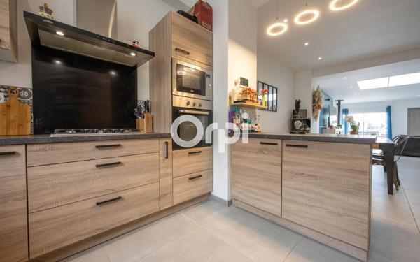 Maison à vendre    4 pièces •  Estaires