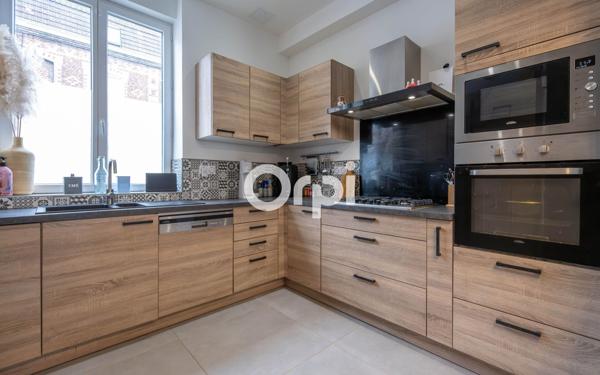 Maison à vendre    4 pièces •  Estaires