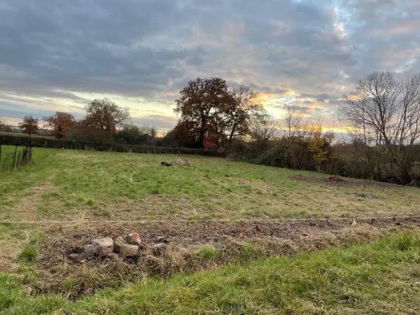 A vendre Domérat - Terrain plat constructible de 1391 m² - Secteur prisé !!! Domerat