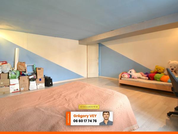 Maison à vendre 7 pièces THIERS (63) - 210 m2 habitables