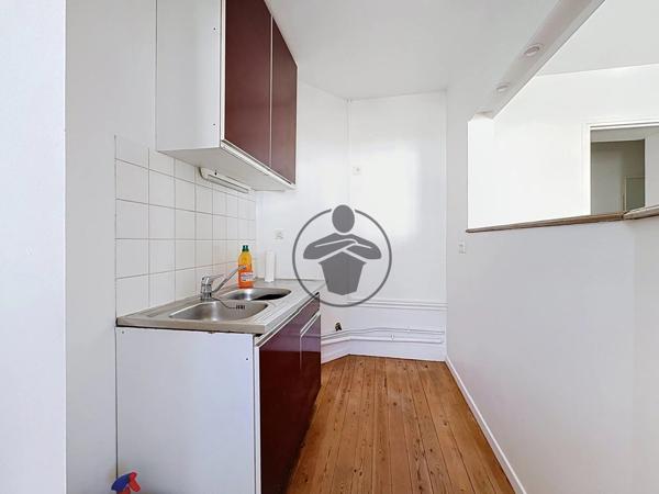 Location                                                      Appartement
                        
                     2 pièces                      45 m2                     à Saint-Quentin