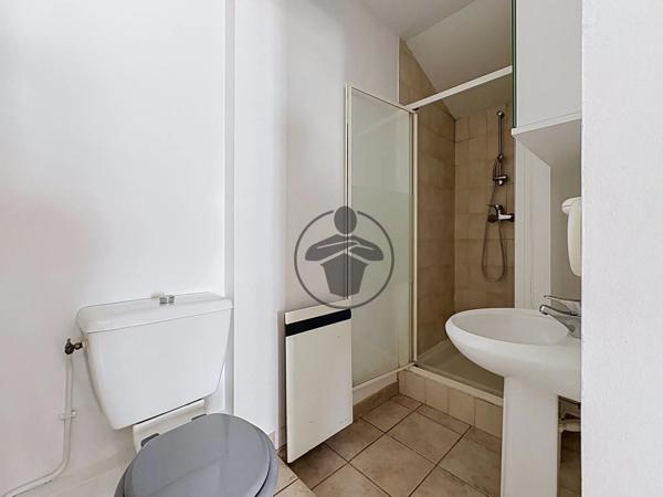Location                                                      Appartement
                        
                     2 pièces                      45 m2                     à Saint-Quentin