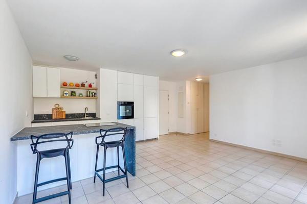 T3 à Meylan avec terrasse