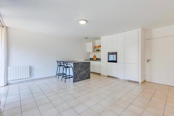 T3 à Meylan avec terrasse