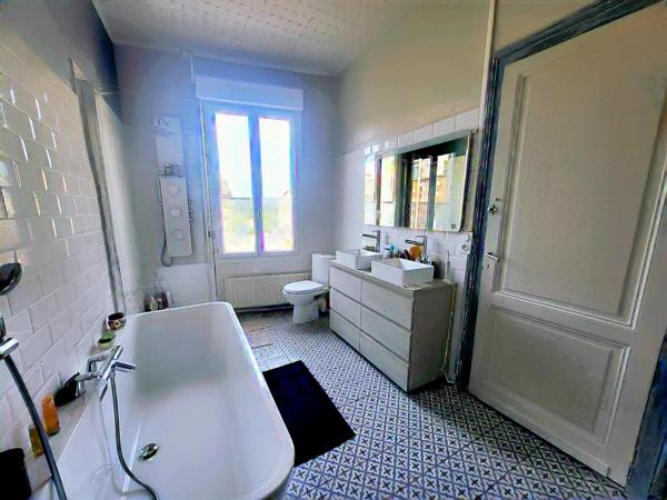 Maison de ville au coeur de Langoiran de 117m2