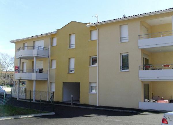 Appartement à louer    3 pièces •  Aire-sur-l'Adour