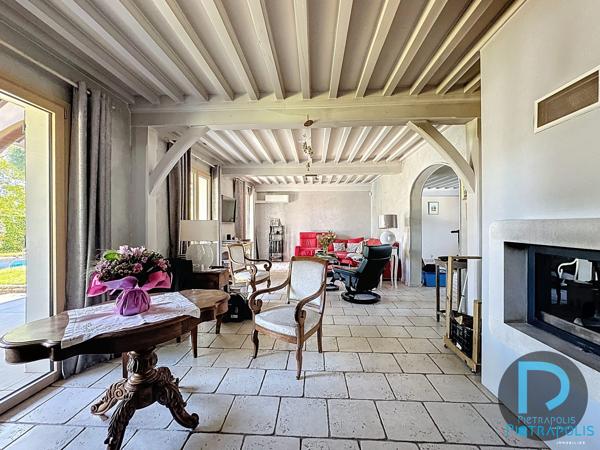 Maison de caractère avec piscine - SAINT JULIEN SUR VEYLE