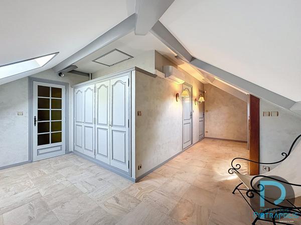 Maison de caractère avec piscine - SAINT JULIEN SUR VEYLE