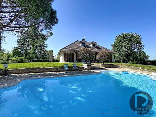 Maison de caractère avec piscine - SAINT JULIEN SUR VEYLE