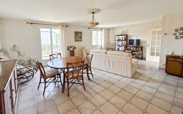 Maison à vendre    4 pièces • 101 m2 Olivet