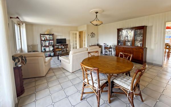 Maison à vendre    4 pièces • 101 m2 Olivet