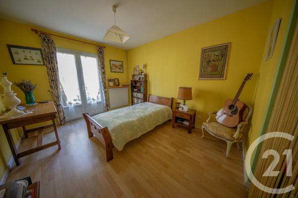 Maison à vendre  7 pièces - 154,49 m 2   ST MEDARD EN JALLES  - 33