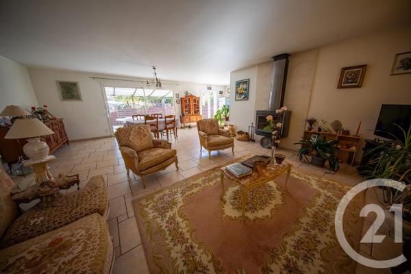 Maison à vendre  7 pièces - 154,49 m 2   ST MEDARD EN JALLES  - 33