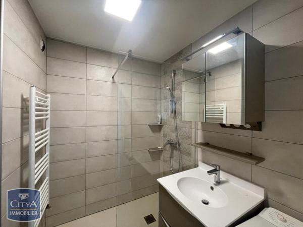 Appartement à louer 4 pièces 84.46m²