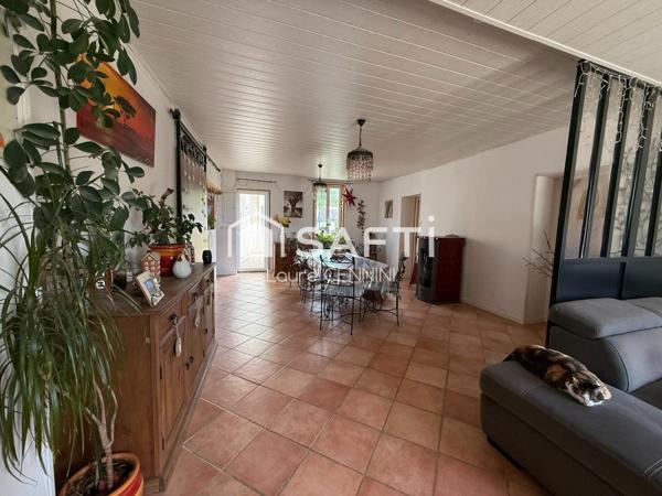 VALRÉAS, 84600 Enclave des Papes