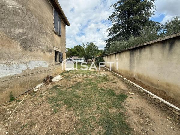 VALRÉAS, 84600 Enclave des Papes