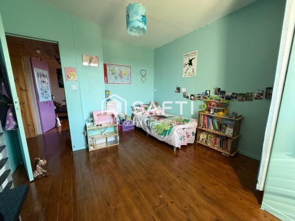 VALRÉAS, 84600 Enclave des Papes