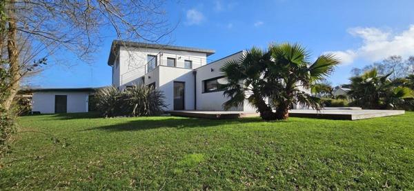 Maison à vendre à Bénodet dans le Finistère (29950), ref : 29152-73