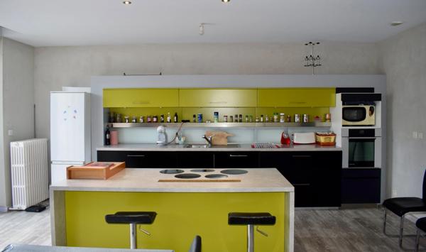 Idéal investisseur ou projet mixte : commerce + habitation en plein centre-ville.