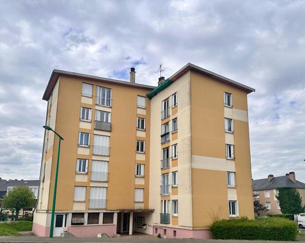 Charmant Appartement 3 Pièces à Découvrir à Châteaudun