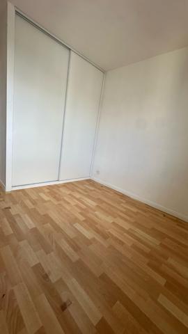 Charmant Appartement 3 Pièces à Découvrir à Châteaudun