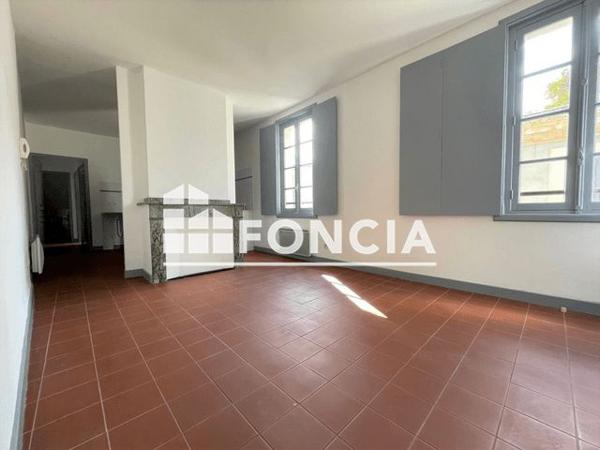 Location Appartement 2 pièces 47.7 m² - 38 RUE VOLTAIRE Carcassonne 11000