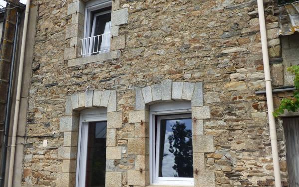 Maison à vendre    3 pièces •  Bains-sur-Oust