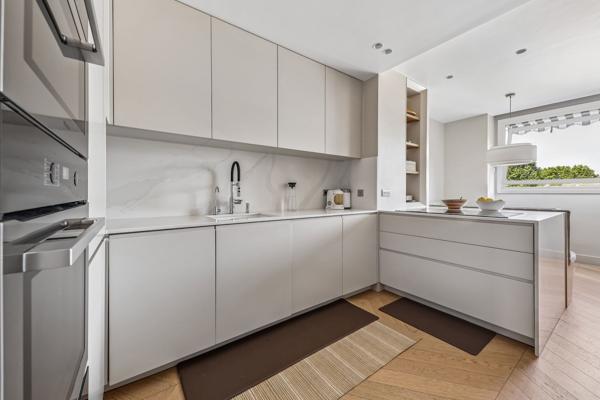 Vente Appartement de luxe Neuilly-sur-Seine 5 Pièces 145 m²