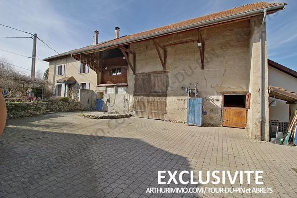 Vente Maison 7 pièces 220 m2 à La Tour-du-Pin