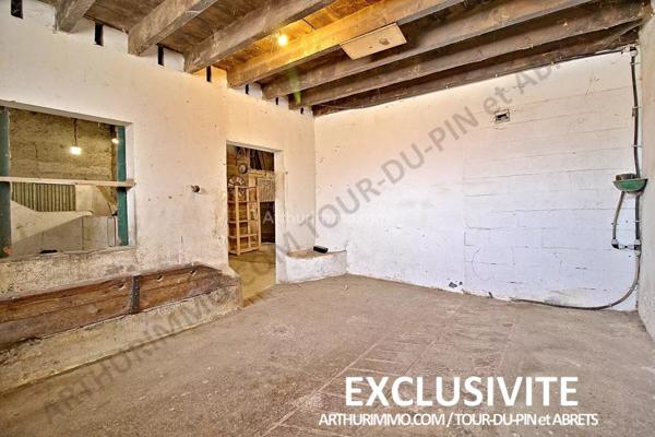 Vente Maison 7 pièces 220 m2 à La Tour-du-Pin