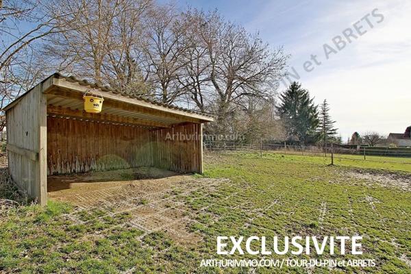 Vente Maison 7 pièces 220 m2 à La Tour-du-Pin